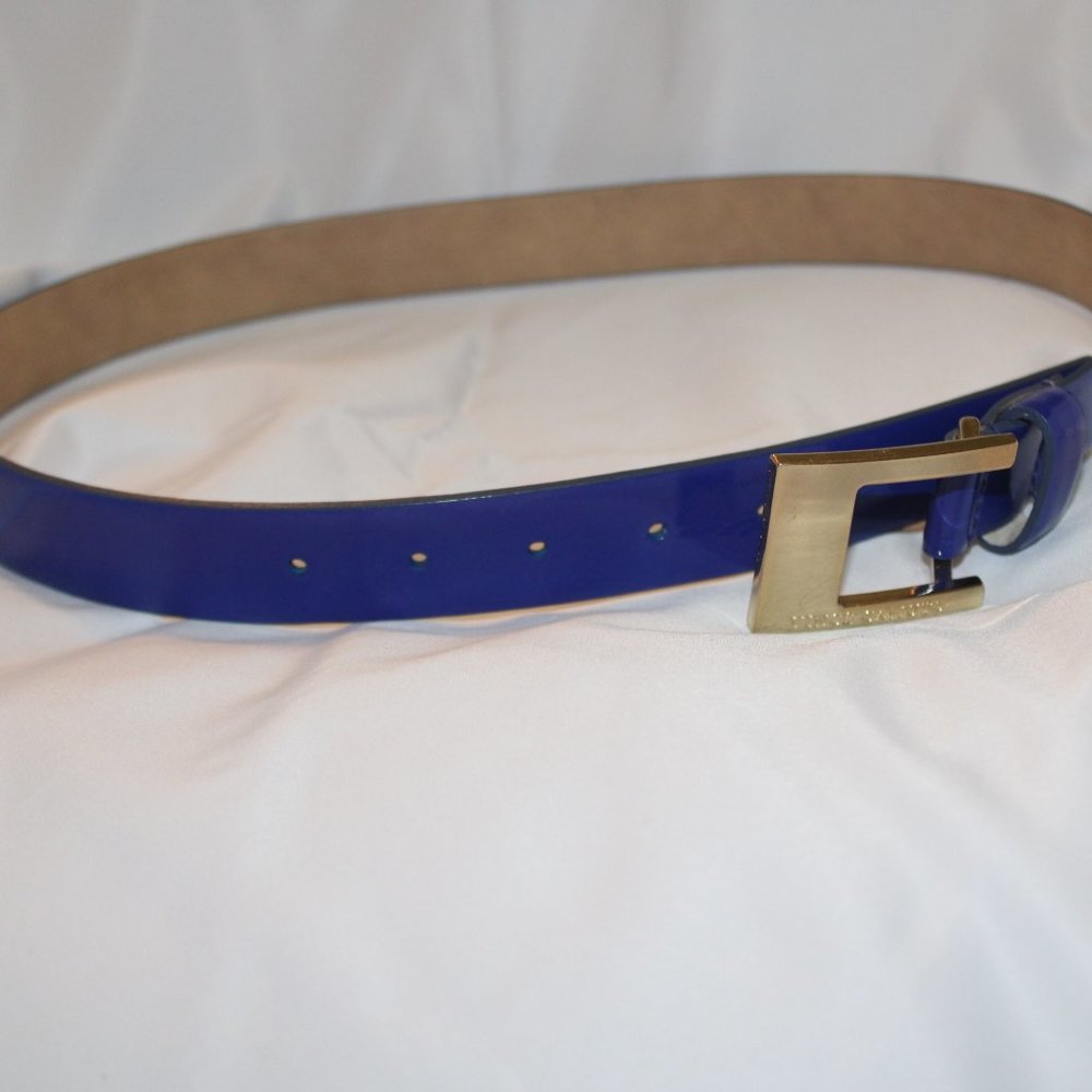 Vince Camuto Belt